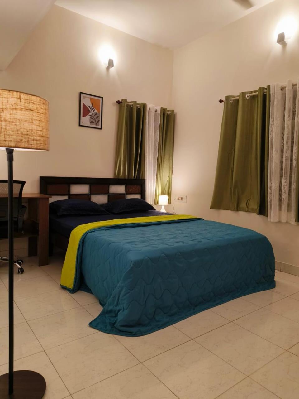 Homestayz Crown Bangalore Exterior photo