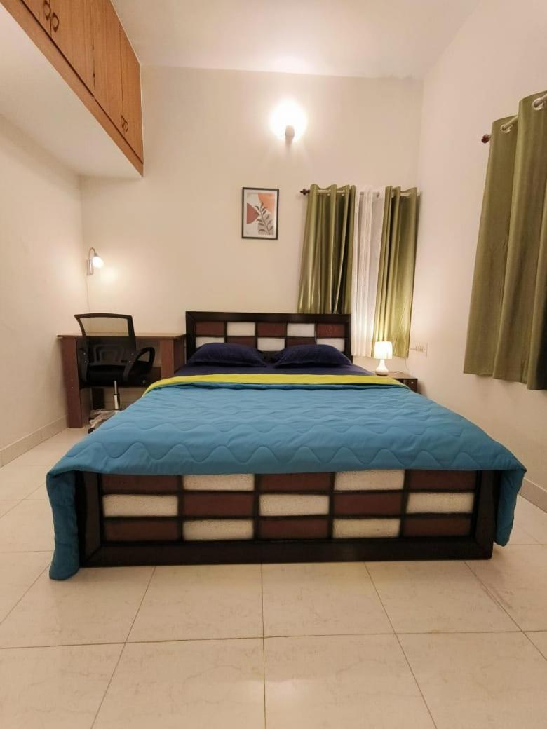 Homestayz Crown Bangalore Exterior photo