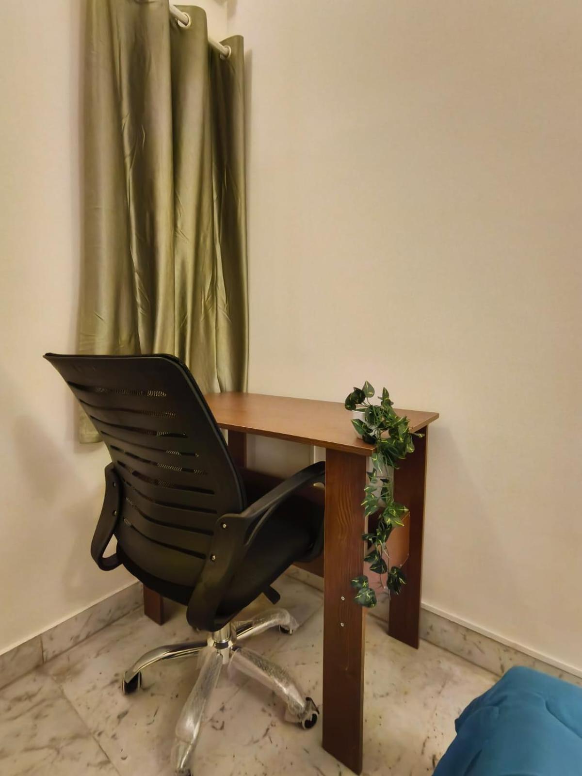 Homestayz Crown Bangalore Exterior photo